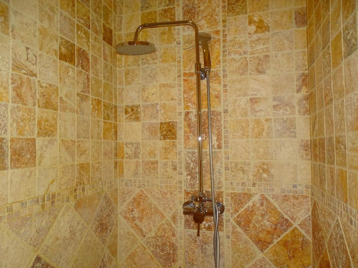 Bastide Des Princes B&B Caderousse Zewnętrze zdjęcie